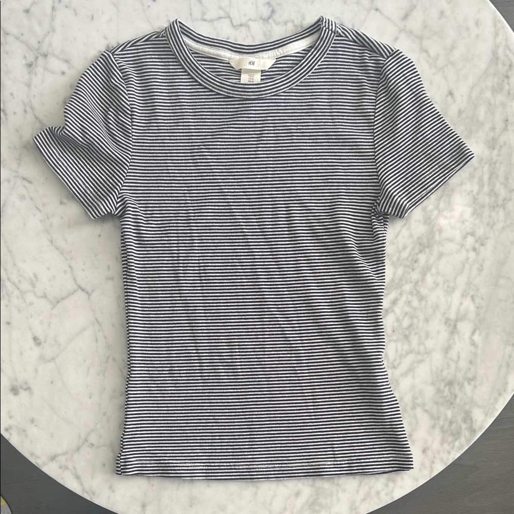 H&M Striped Short Sleeve T-Shirt size medium